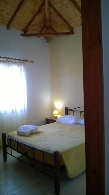 Sipsas Villas โคโรนิ ห้อง รูปภาพ